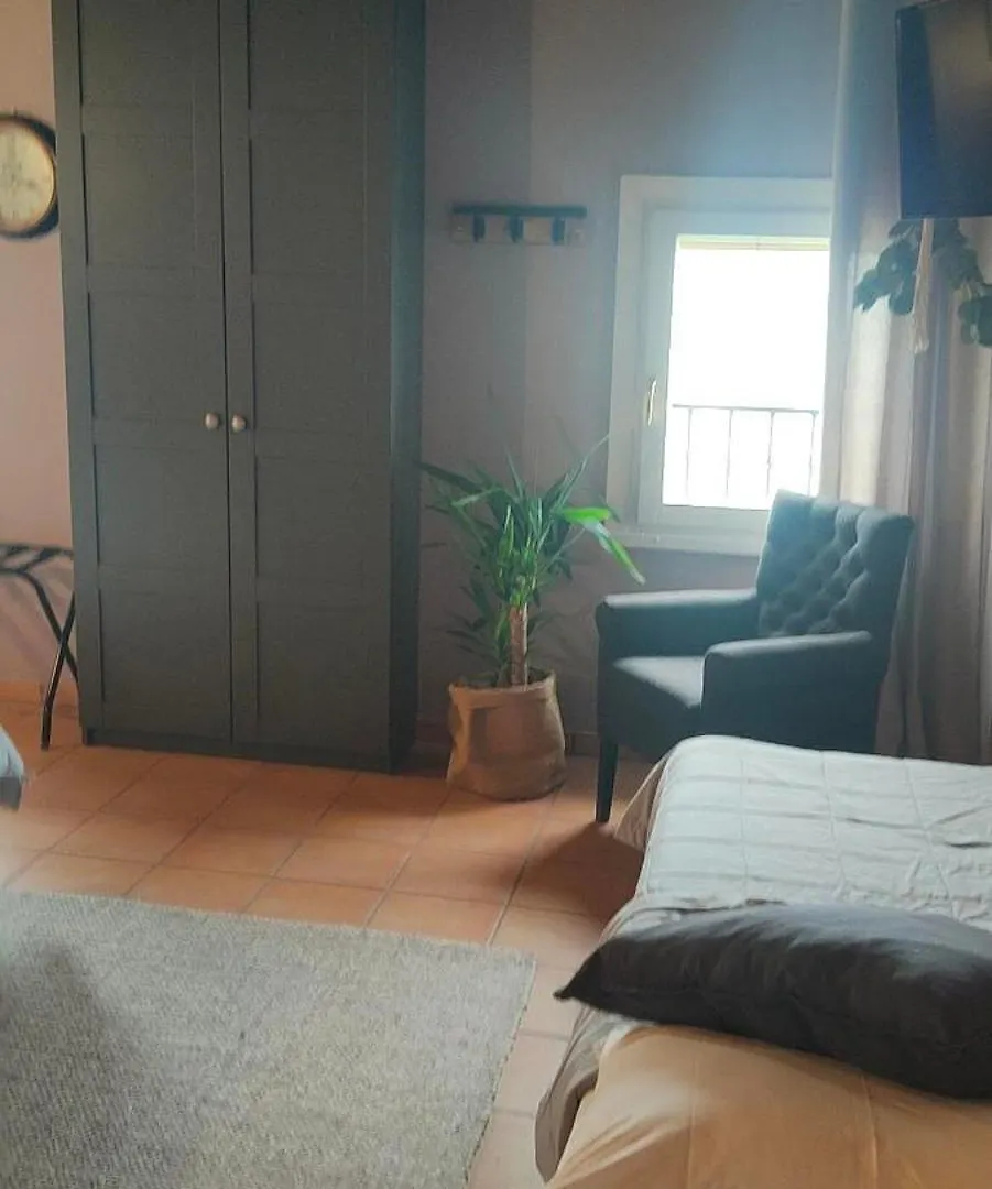 Casa Jolanda Bed & Breakfast Iolanda di Savoia 0*,