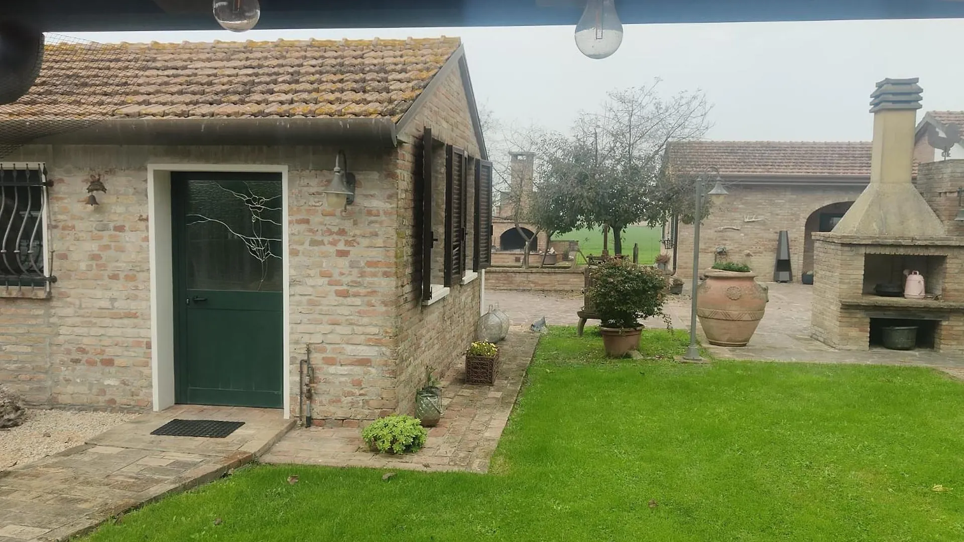 Casa Jolanda Bed & Breakfast Iolanda di Savoia